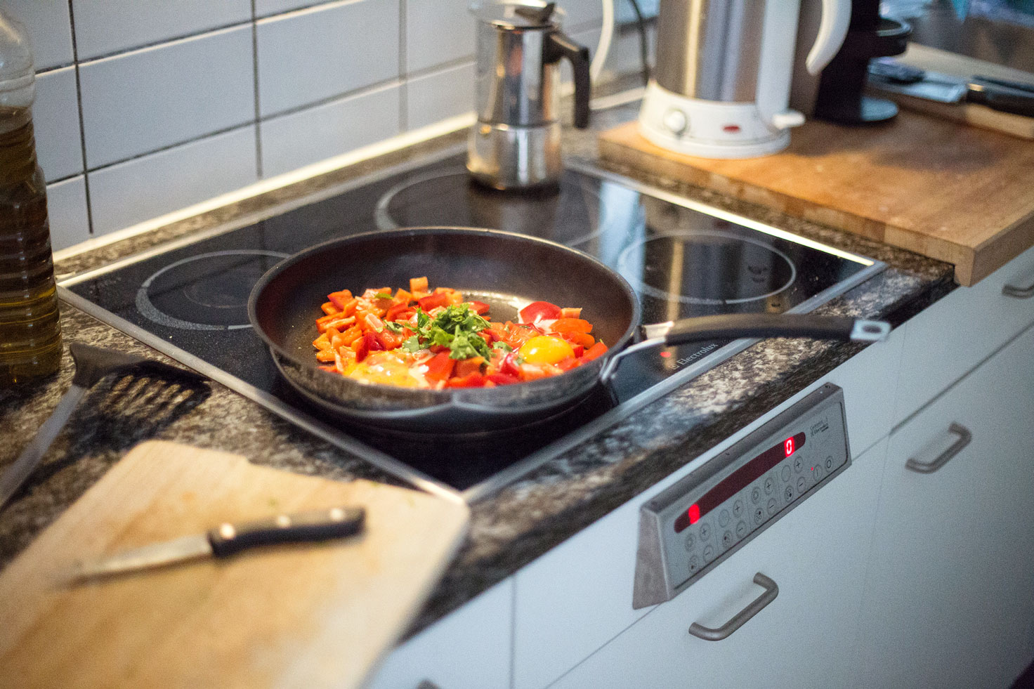 The Best Cookware For Glass Top Stoves in 2024